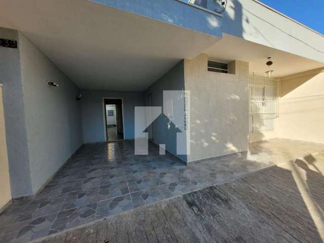 Casa residencial ou comercial para Locação 4 Quartos, 1 Suite, 2 Vagas, 195m², Vila Angélica, Jundi