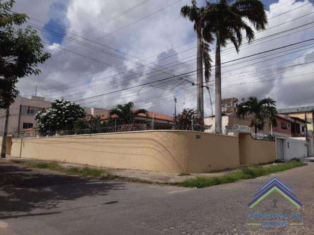 Casa com 4 dormitórios à venda, 217 m² por R$ 1.000.000,00 - Vila União - Fortaleza/CE