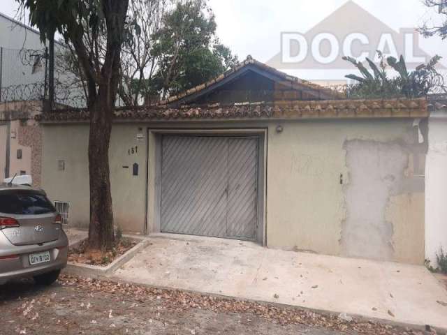 Casa com 3 quartos à venda no Instituto de Previdência, São Paulo , 330 m2 por R$ 800.000