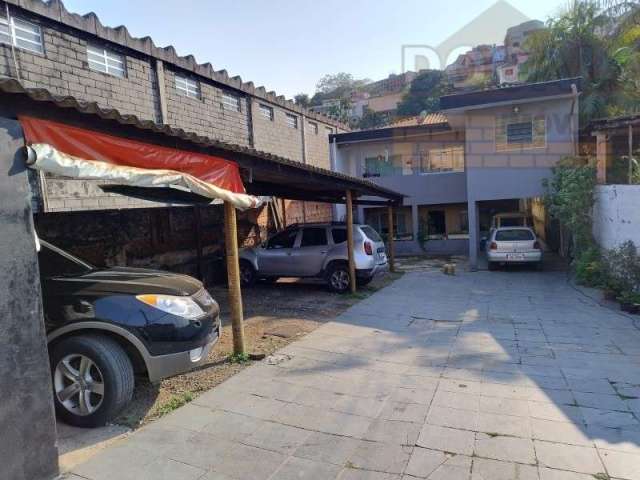 Casa com 3 quartos à venda no Jardim Marilu, Itapecerica da Serra  por R$ 800.000