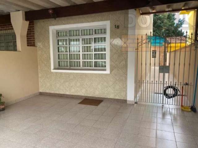 Imperdível casa à venda em São Paulo-SP, Jardim Rosa Maria! 3 quartos, 1 sala, 3 banheiros, 2 vagas, 120m². Confira já!