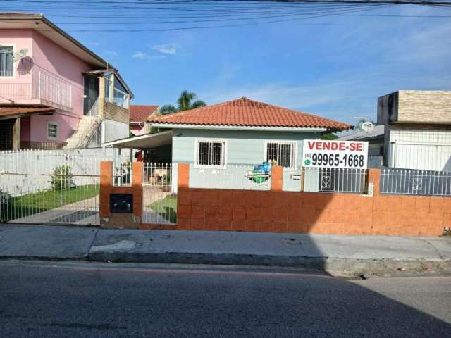 Casa Comercial para Venda em Biguaçu, Bom Viver, 2 dormitórios, 1 banheiro, 2 vagas