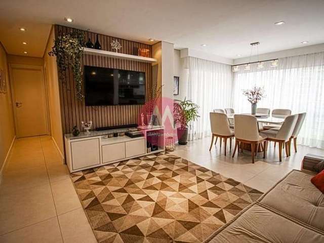 Apartamento à venda na Vila Olímpia, São Paulo, de 81m², 2 suítes e 2 vagas.