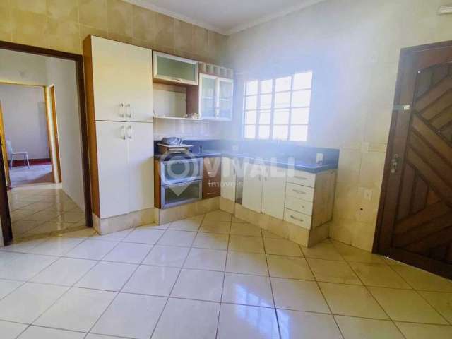 Casa com 5 quartos à venda na Rua Roque Faccina, Parque da Colina, Itatiba, 400 m2 por R$ 700.000