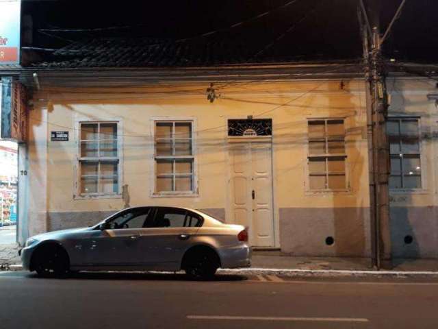 Casa com 2 quartos à venda na Praça da Bandeira, Centro, Itatiba, 230 m2 por R$ 1.100.000