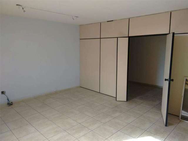 Sala comercial com 1 sala à venda na Rua Benjamin Constant, Centro, Itatiba, 48 m2 por R$ 250.000