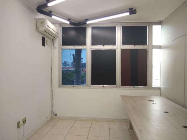 Sala comercial com 4 salas à venda na Rua Benjamin Constant, Centro, Itatiba, 66 m2 por R$ 250.000