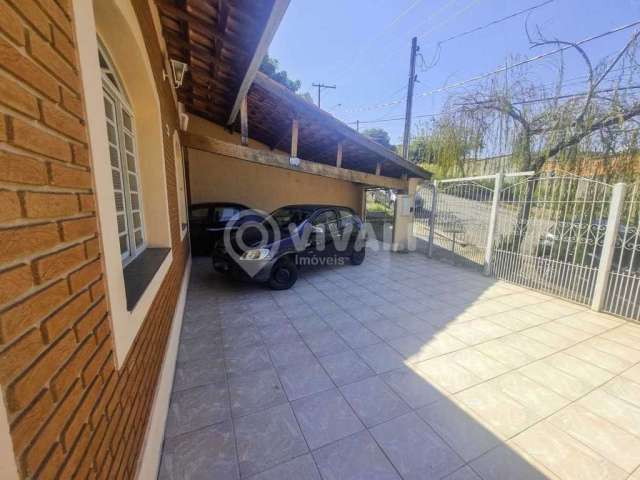 Casa com 3 quartos à venda na Rua Joaquim Rangel Barbosa, Cidade Jardim, Itatiba, 253 m2 por R$ 695.000