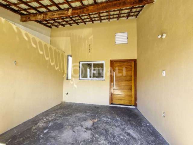 Casa com 4 quartos à venda na Rua Maria Franciscon Mattiuzzo, Parque da Colina, Itatiba, 164 m2 por R$ 350.000