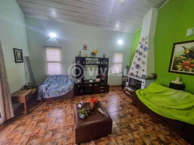 Chácara / sítio com 3 quartos à venda na Rua Ademir Antônio Nardi, Encosta do Sol, Itatiba, 212 m2 por R$ 585.000