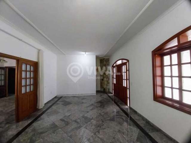 Casa com 5 quartos à venda na Rua Pedro Ordini, Loteamento Santo Antônio, Itatiba, 348 m2 por R$ 1.500.000