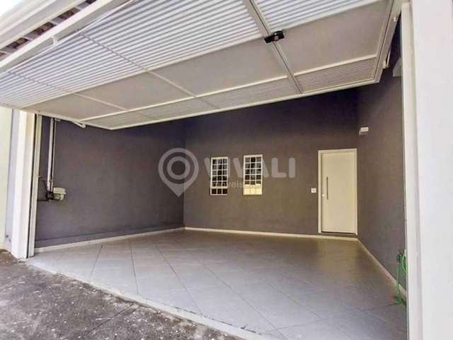 Casa com 3 quartos à venda na Rua Rosália Marengue Soranz, Loteamento Parque da Colina II, Itatiba, 140 m2 por R$ 494.000