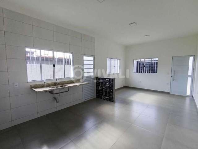 Casa com 2 quartos à venda na Rua Vergilio Angelon, Loteamento Horizonte Azul, Itatiba, 61 m2 por R$ 390.000