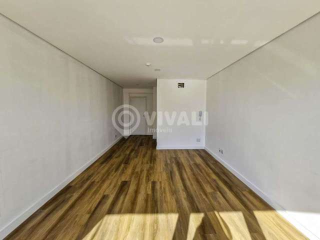 Sala comercial para alugar na Avenida Barão de Itapema, Centro, Itatiba, 32 m2 por R$ 1.200