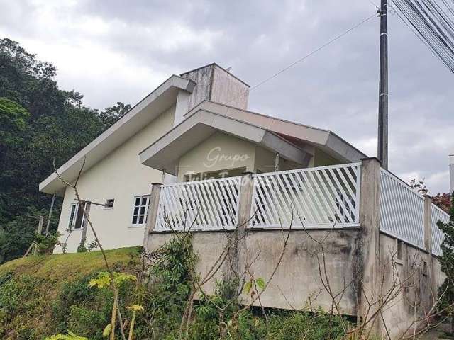 Casa 3 dormitórios 2 vagas no Souza Cruz Brusque