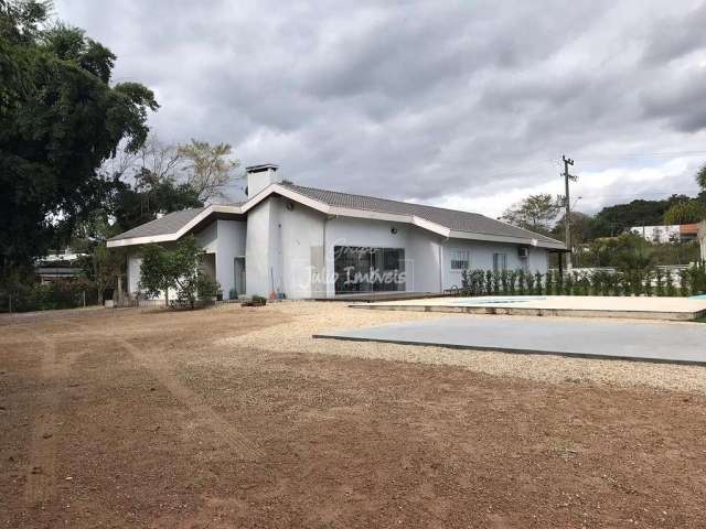 Casa com piscina São Pedro Guabiruba