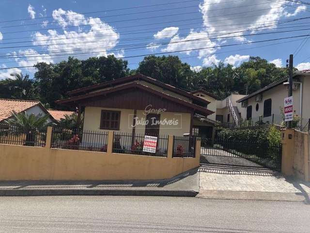 Casa com 3 quartos e 2 vagas Rio Branco Brusque