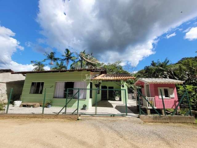 Casa 02 quartos na Limeira baixa em Brusque