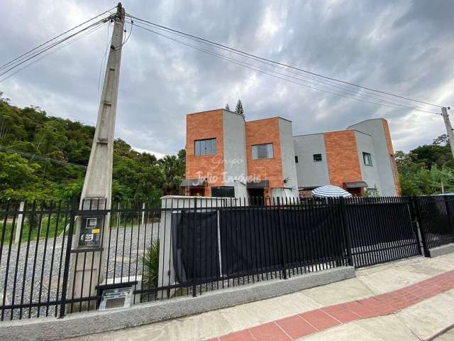 Casa para locação no bairro São Pedro