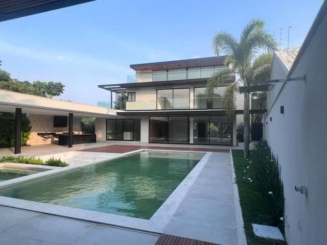 Casa Triplex mansões, 05 suítes, 1100m², Barra da Tijuca