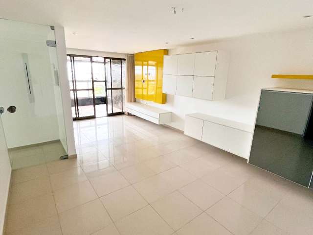 BESSA - #joaopessoa #paraiba . Apartamento para VENDER com 3 quartos sendo 01 suíte + DCE completa, com vista mar e pertinho da praia.