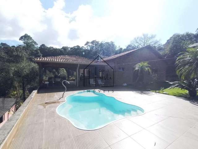 Casa à venda, 3 suítes - 383m² - Jardim Itatiaia - Embu das Artes/SP