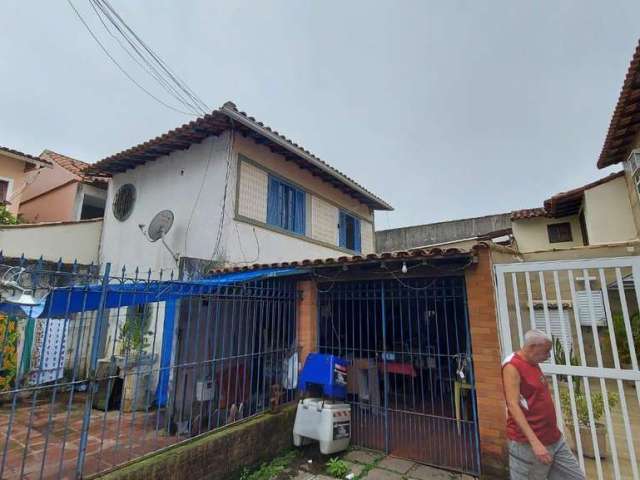 Casa para Venda em Cabo Frio, Jardim Flamboyant, 2 dormitórios, 2 banheiros, 1 vaga