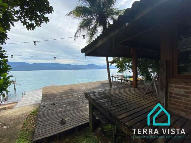 Casa a beira-mar a venda na Ponta grossa Ubatuba -SP