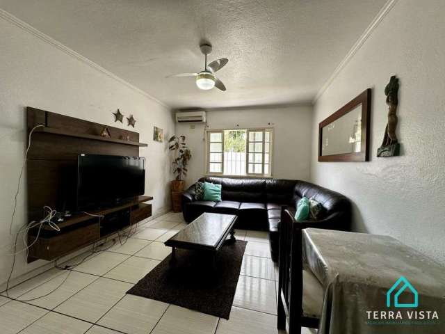 Apartamento à venda com 2 dormitórios à Praia das Toninhas Ubatuba
