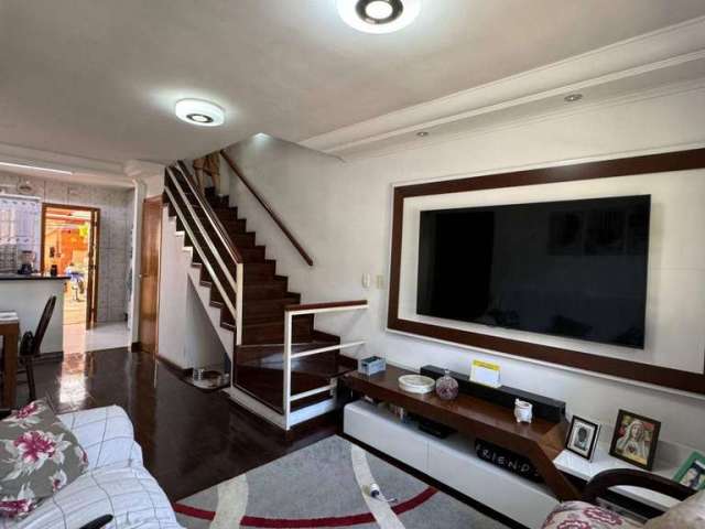 Casa com 3 dorms à Venda, 167 m² por R$ 649.000 - Residencial do Bosque - Cotia/SP