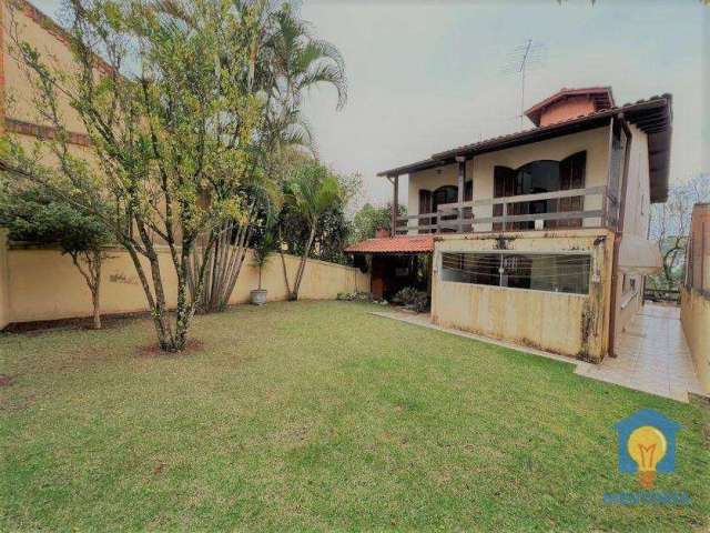 Casa com 4 dorms à Venda, 300 m² por R$ 949.000 - Jardim das Flores - Cotia/SP