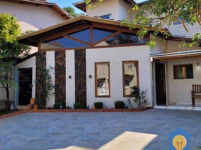 Casa com 3 dormitórios, 138 m² - venda por R$ 850.000 ou aluguel por R$ 5.500/mês - Chácara Roselândia - Cotia/SP