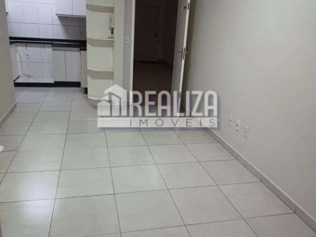 Apartamento Padrão à Venda em Uberaba - 2 Dormitórios com Armário Embutido