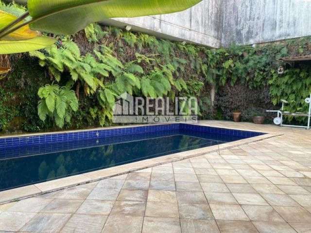 Apartamento de luxo com 3 suítes e piscina em São Sebastião, Uberaba