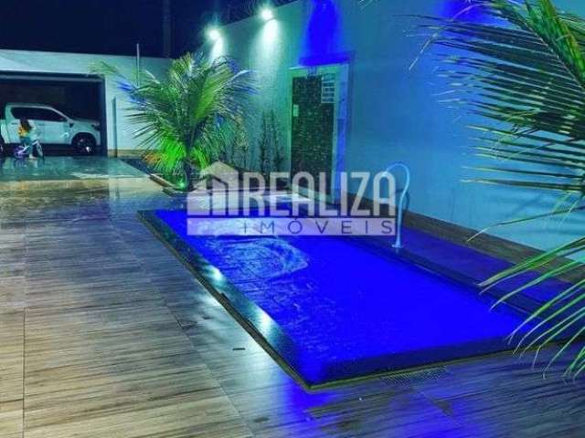 Bela Casa de 2 Dormitórios com Piscina Aquecida no Parque das Laranjeiras II - Uberaba