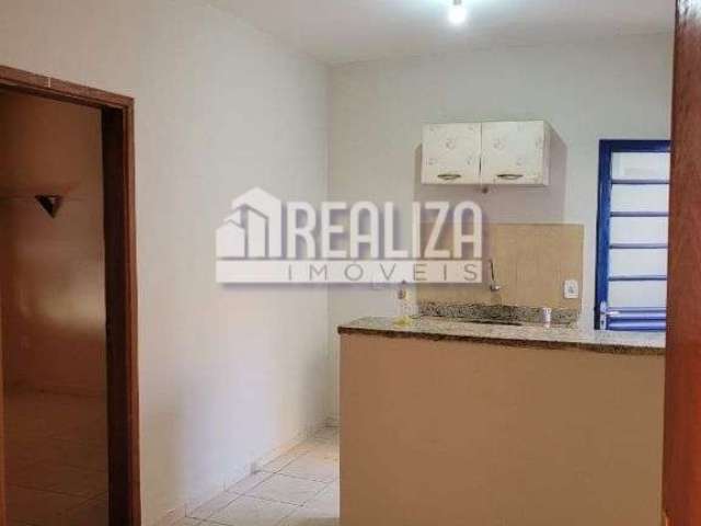 Apartamento de 2 dormitórios à venda no bairro Universitário em Uberaba