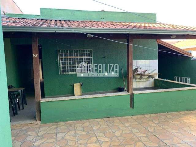 Casa à venda em Uberaba - Bairro Conjunto Manoel Mendes