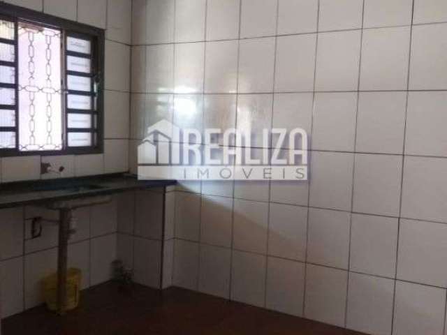 Casa para alugar no Conjunto Uberaba | Uberaba - 1 dormitório, 1 banheiro