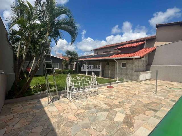 Casa de Alto Padrão com Piscina Aquecida no Jardim São Bento - Uberaba