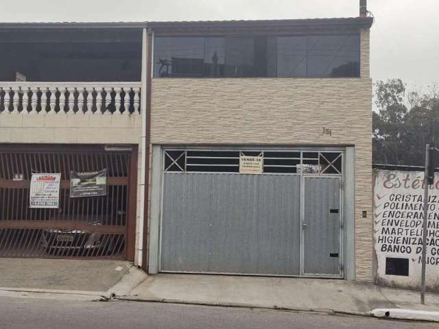 Casa com 3 quartos à venda no Jardim Teresa, São Paulo , 132 m2 por R$ 700.000