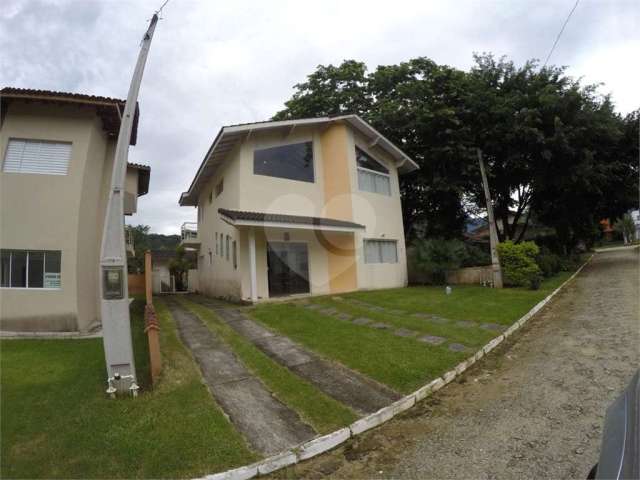 Casa com 3 quartos à venda em Horto Florestal - SP