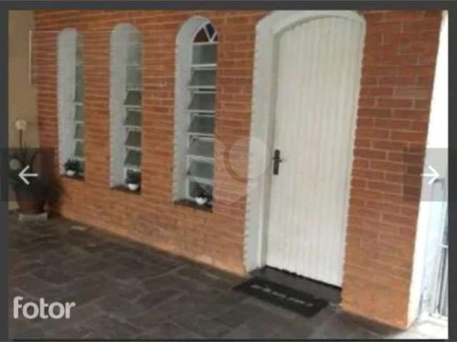 Casa com 3 quartos à venda em Vila Curuçá - SP