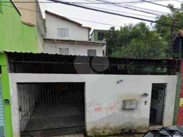 Casa com 2 quartos à venda em Vila Eldízia - SP