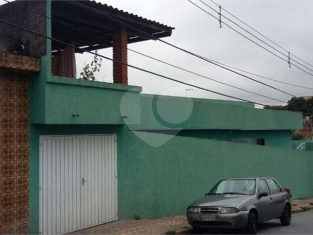 Casa térrea com 2 quartos à venda em Jardim Do Estádio - SP