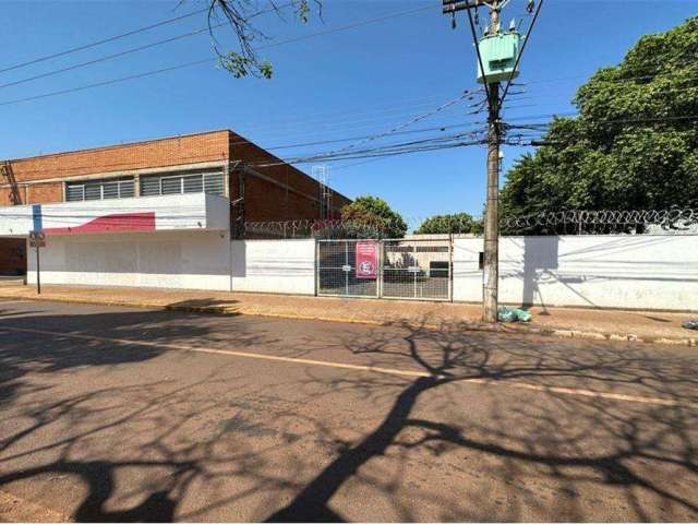 Ponto comercial com 1.400m² para locação no vila mariana - ribeirão preto