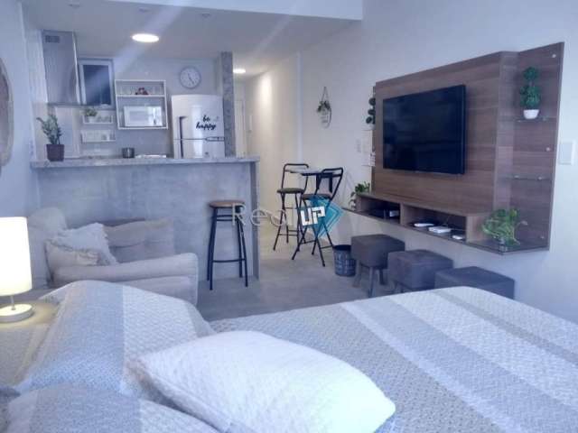 Apartamento com 1 quarto à venda na Avenida Prado Júnior, Copacabana, Rio de Janeiro por R$ 630.000