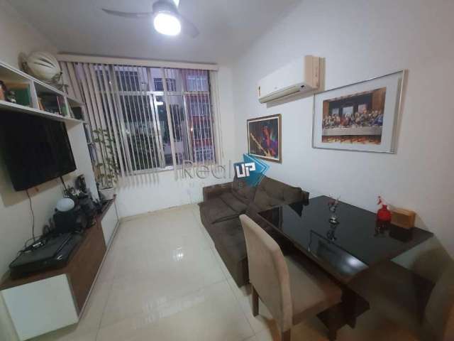 Apartamento com 2 quartos à venda na Rua Barata Ribeiro, Copacabana, Rio de Janeiro, 56 m2 por R$ 750.000