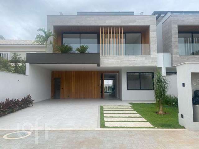 Casa em condomínio fechado com 5 quartos à venda na Ivaldo de Azambuja, Barra da Tijuca, Rio de Janeiro, 520 m2 por R$ 5.190.000