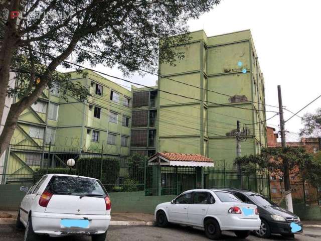 Apartamento com 3 dormitórios para alugar, 56 m² por R$ 900,00/mês - Conjunto Habitacional Inácio Monteiro - São Paulo/SP