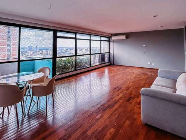 Apartamento de 164 m² com 03 quartos próximo ao Centro